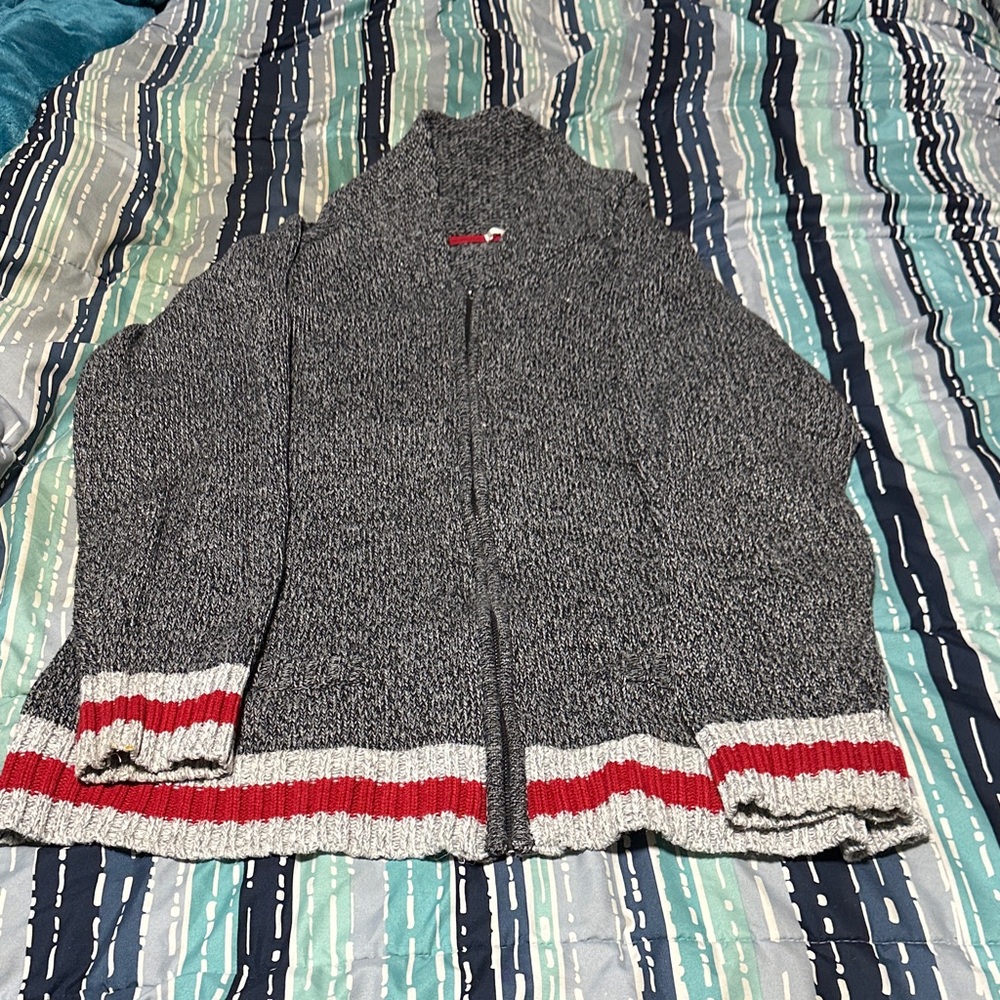Women's Gray Zip-Up Sweater with Red Accents